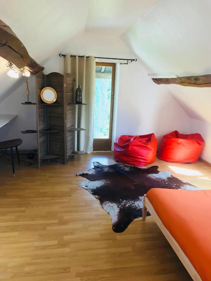 Вилла Jolie Maison Dans Le Perche Maheru Экстерьер фото